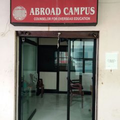 ABROAD CAMPUS